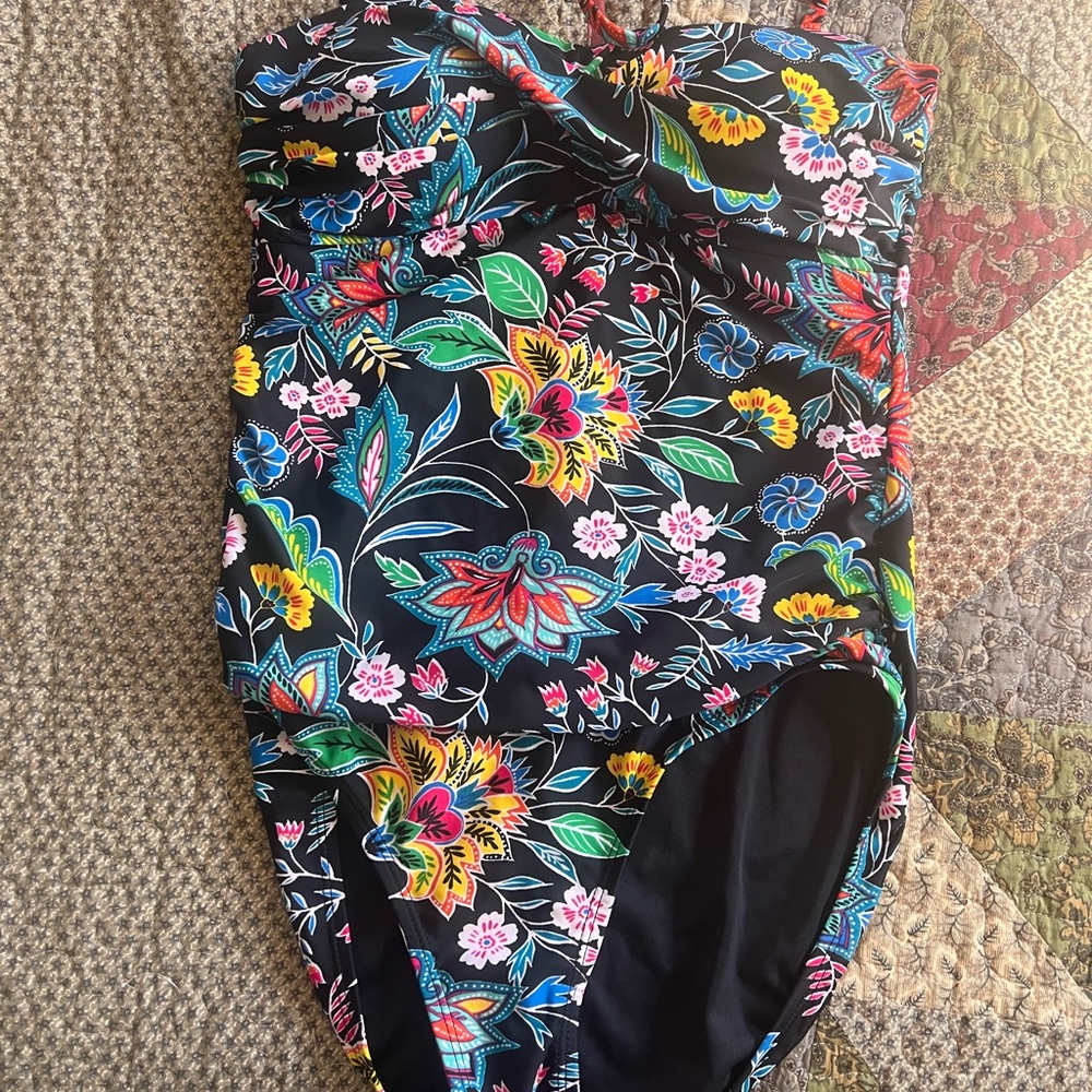 Caribbean Joe Floral One Piece Swimsuit - Black and Multicolor Floral Sz 10